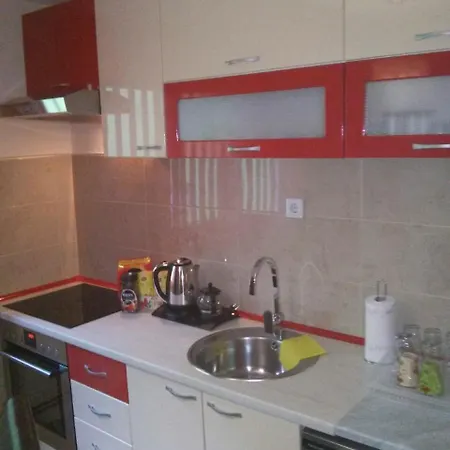 Pensión Apartman Nisa *